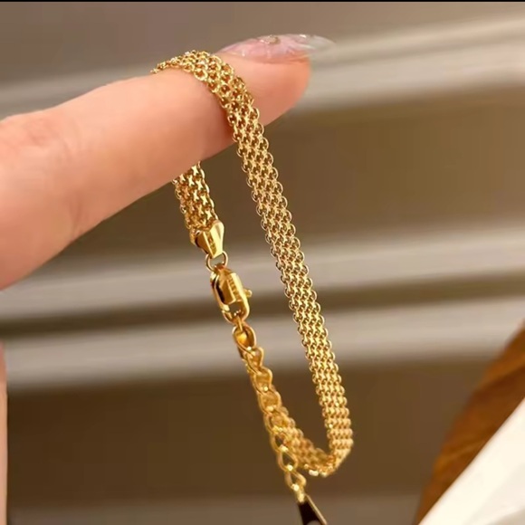 Elegant 18K Gold Sterling Silver 925 Chain Bracelet - Picture 5 of 12